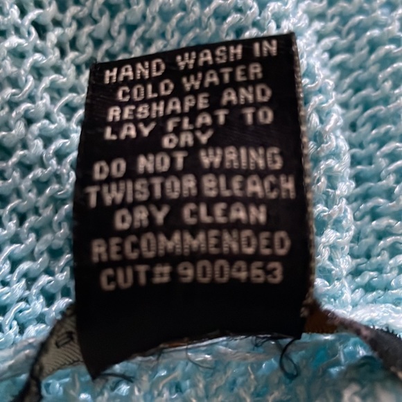 BCBG sweater large - Picture 7 of 7